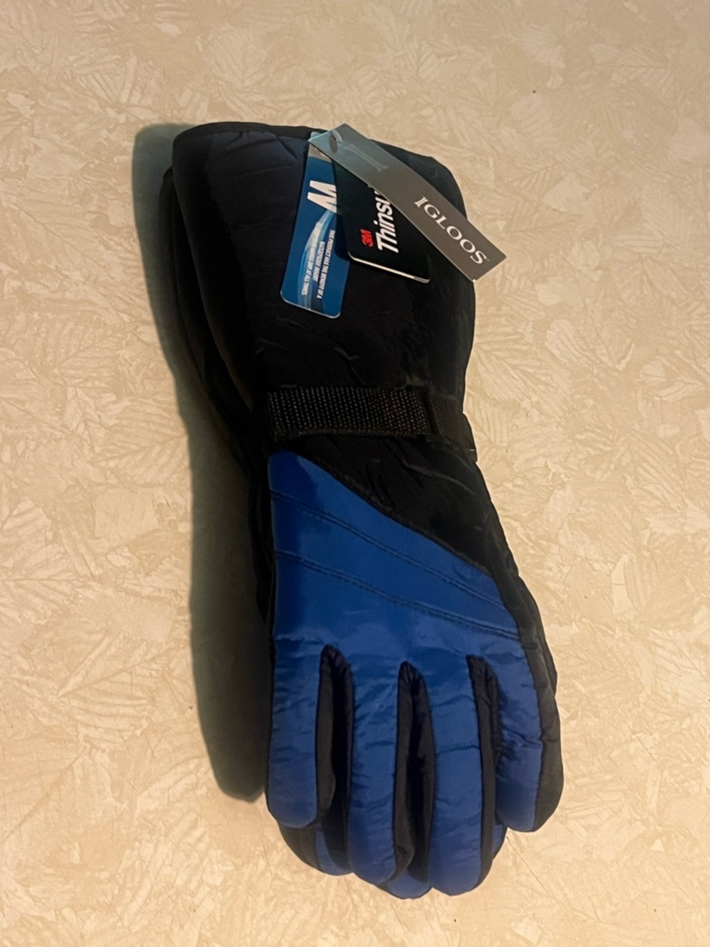 Igloo Men’s Black and Blue Cold-Weather Insulated Gloves